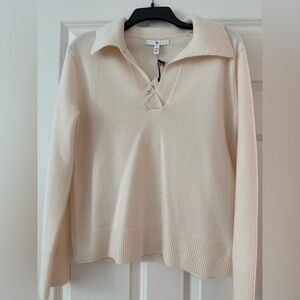 Banana Republic Cream V-Neck Sweater